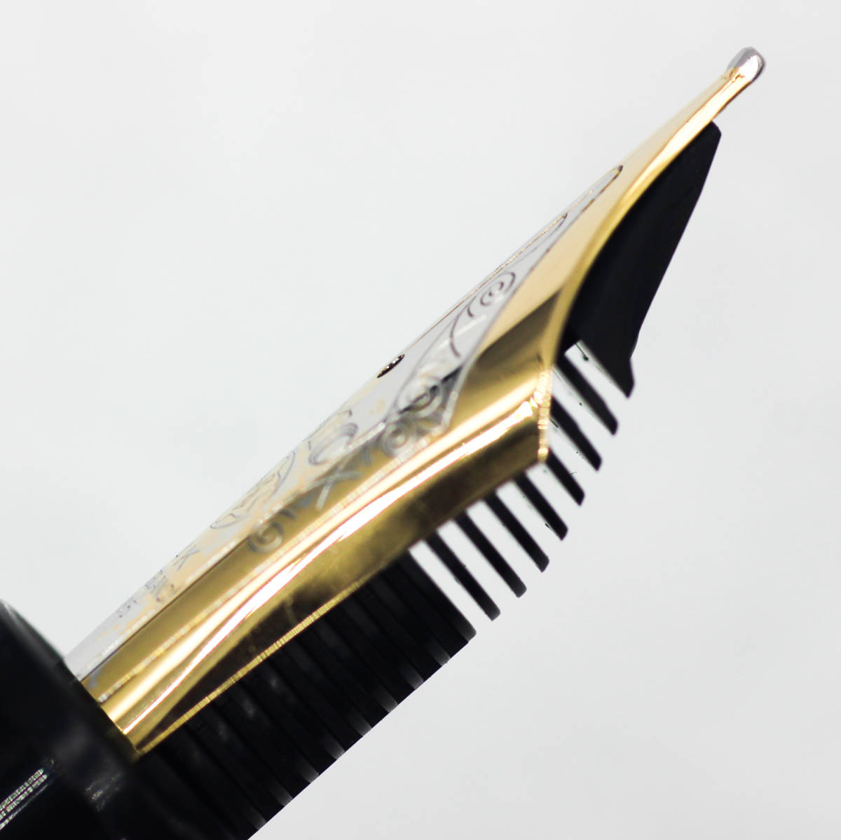 美品 モンブラン マイスターシュテュック 149 万年 筆 14K 美品 モンブラン マイスターシュテュック 149 万年 筆 14K