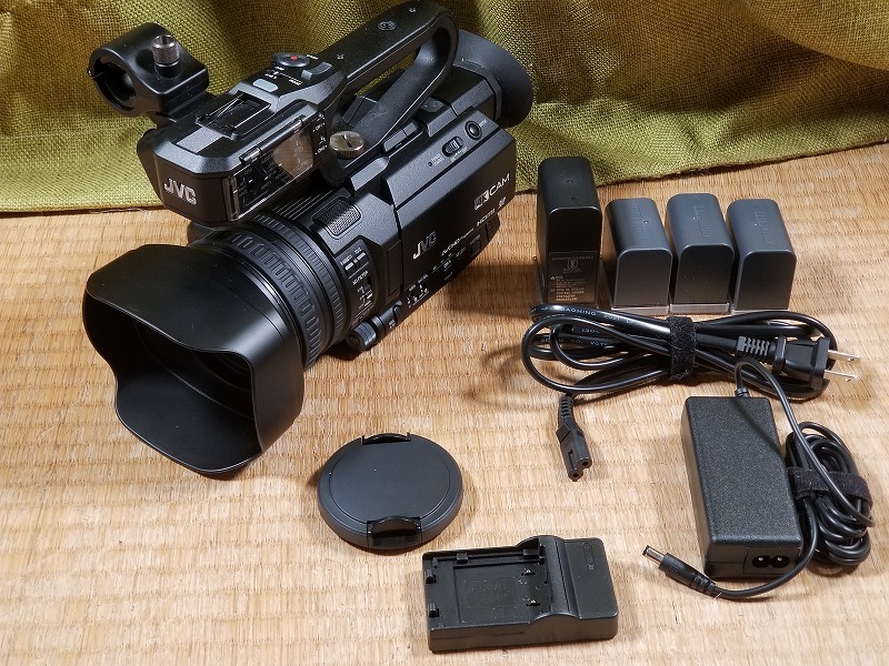 1円～ JVC 4K 業務用ビデオカメラ GY-HM185 メモリーカード カメラ レコーダー F1.2 バッテリー4本付属 即決で純正マイク付属