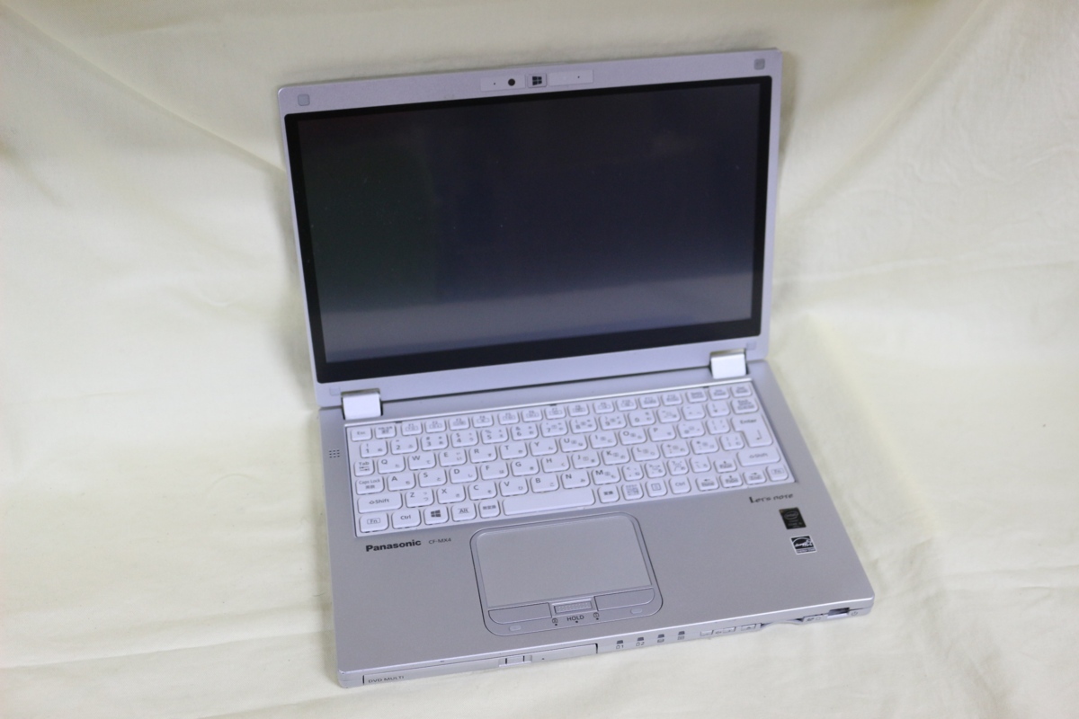 ジャンク品ノートパソコン Panasonic Let'note CF-MX4 COREi5 メモリ無 HDD無 12.5inchワイド 通電確認済 OS無 代引き可