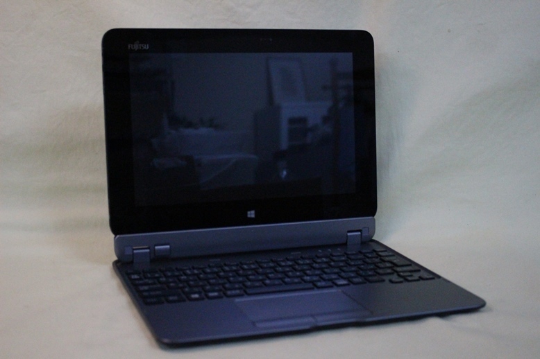 全日本送料無料 SSD128GB 4GB Atom Windows8Pro Q555/K32 Tab ARROWS