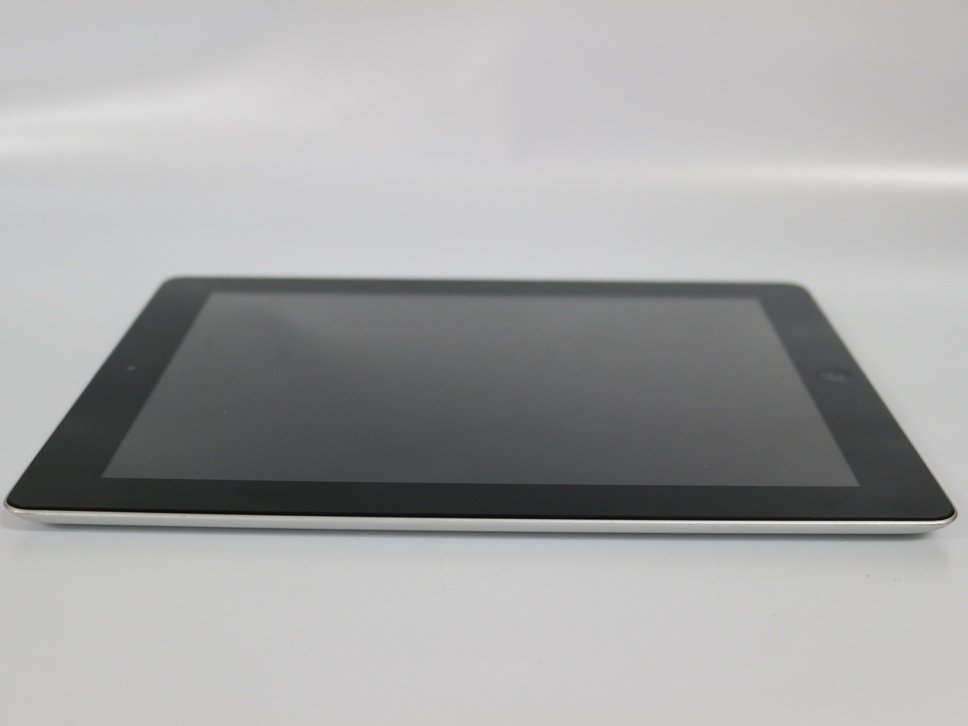 現状品 9.7インチ Apple iPad 2 Wi-Fiモデル A1395 16GB 起動確認済 代引可_画像7