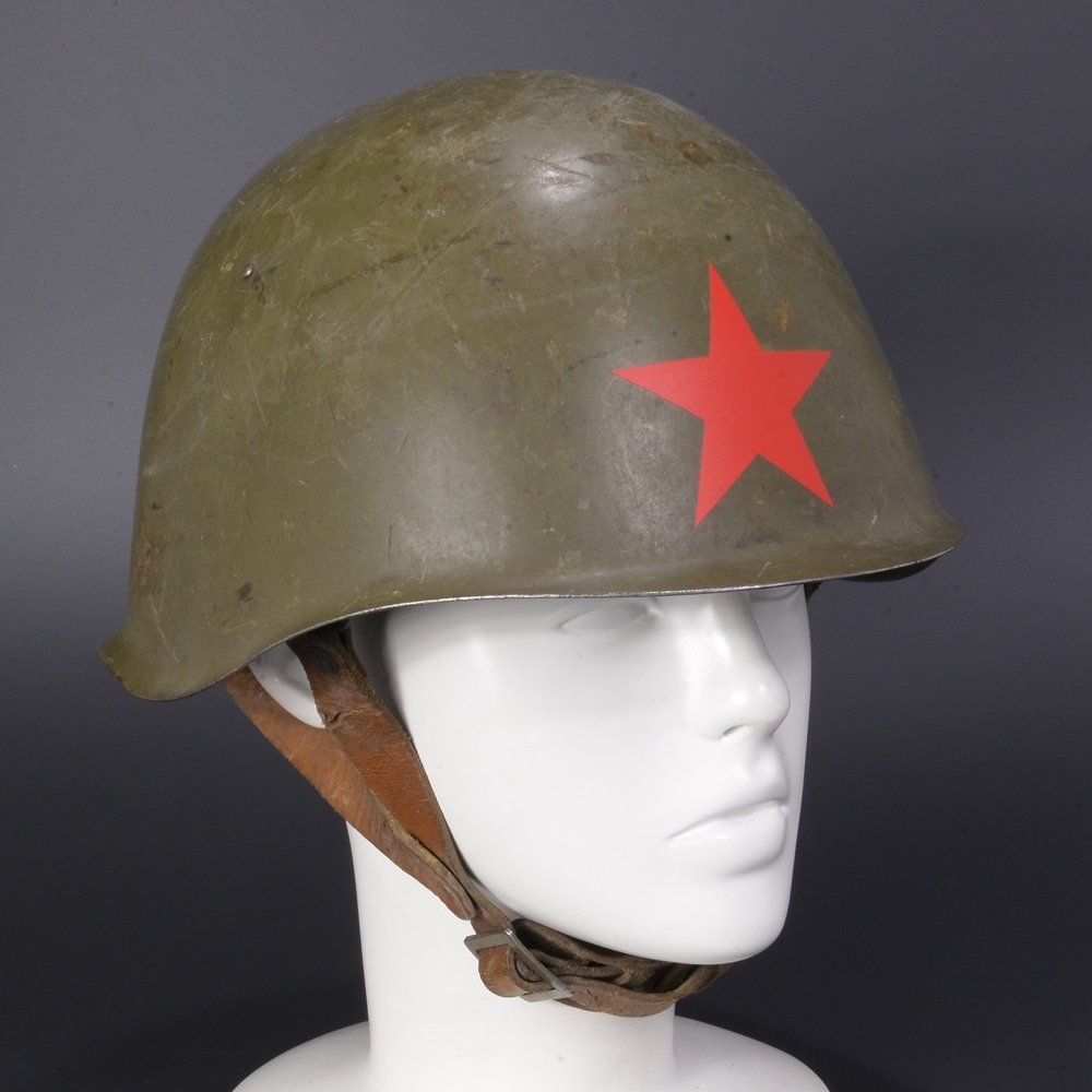 ハンガリー軍放出品 ヘルメット OD スチール製 [ Y字レザーストラップ / 可 ] 軍払い下げ品 スチールヘルメット 軍物の画像1