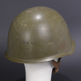 ハンガリー軍放出品 ヘルメット OD スチール製 [ Y字レザーストラップ / 可 ] 軍払い下げ品 スチールヘルメット 軍物の画像4