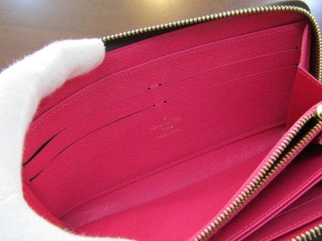 大幅に値引き LOUIS VUITTON ルイ ヴィトン ジッピーウォレット