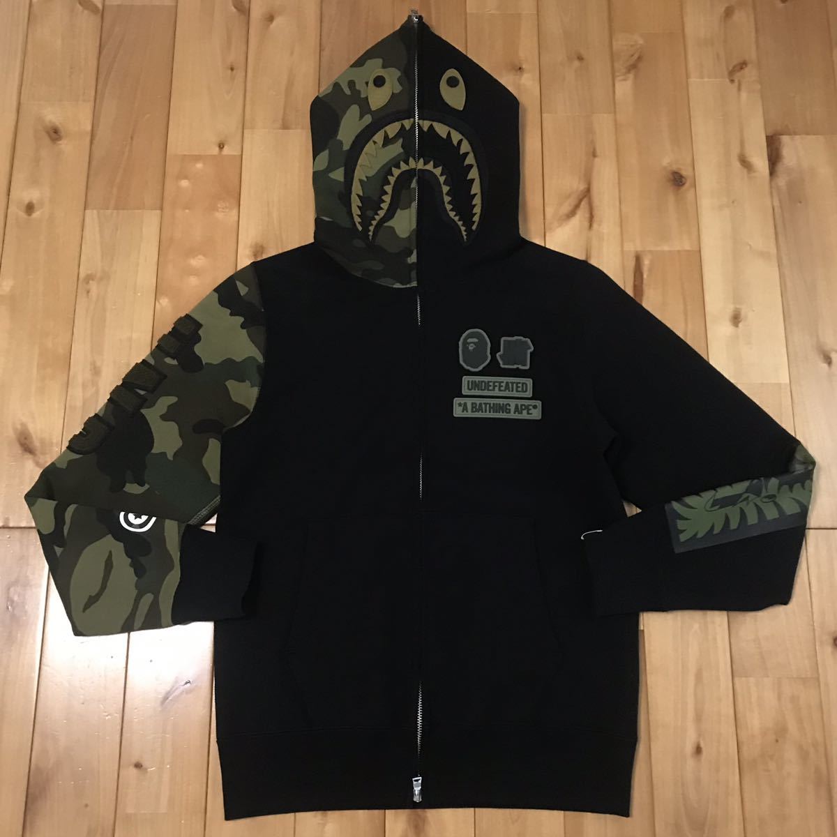 Undefeated × bape シャーク パーカー Sサイズ shark full zip hoodie a bathing ape エイプ ベイプ アンディフィーテッド 迷彩 k8ka_画像1