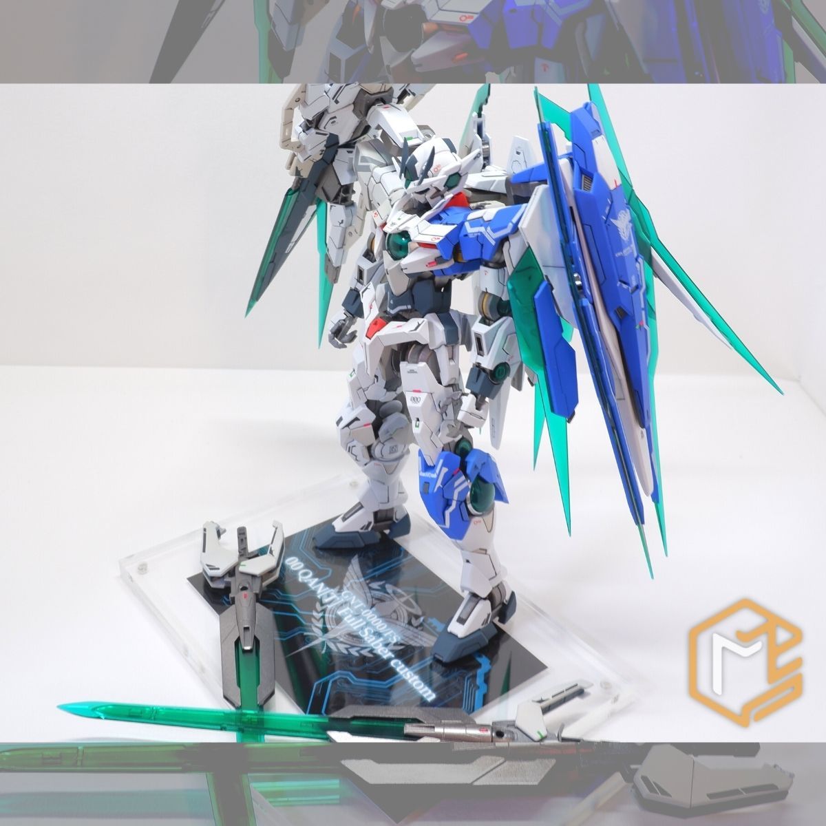 MG ダブルオークアンタフルセイバー オリジナルカスタム 全塗装 MG ダブルオークアンタフルセイバー オリジナルカスタム 全塗装