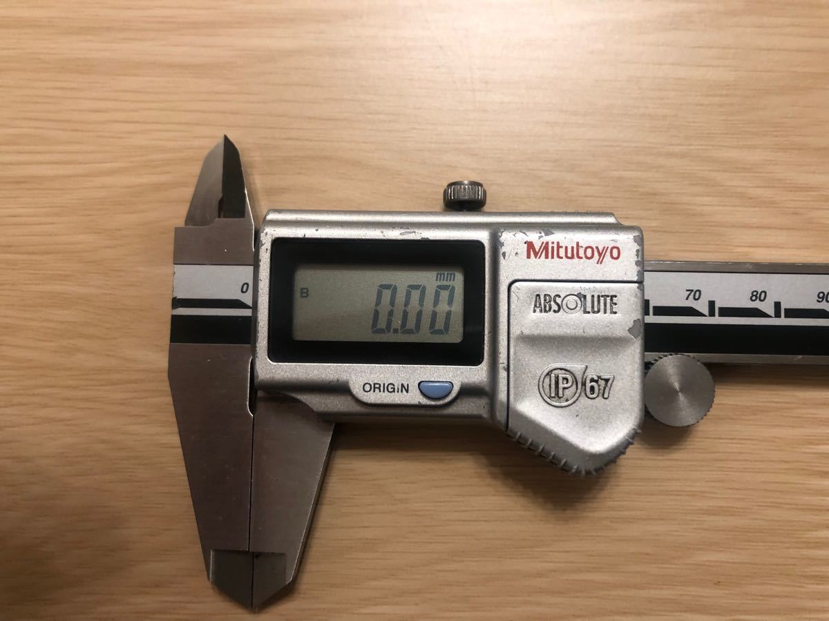 未使用 ミツトヨ デジタルノギス 防塵防水 IP67 www.albaraka-ins.com