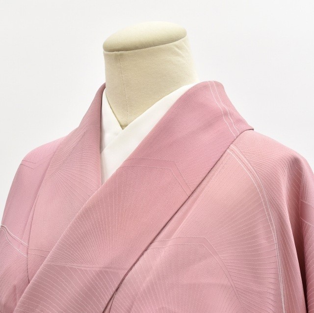 登場! 小紋 正絹 縮緬 幾何学文様 裄63cm Mサイズ hh2997 仕立て上がり