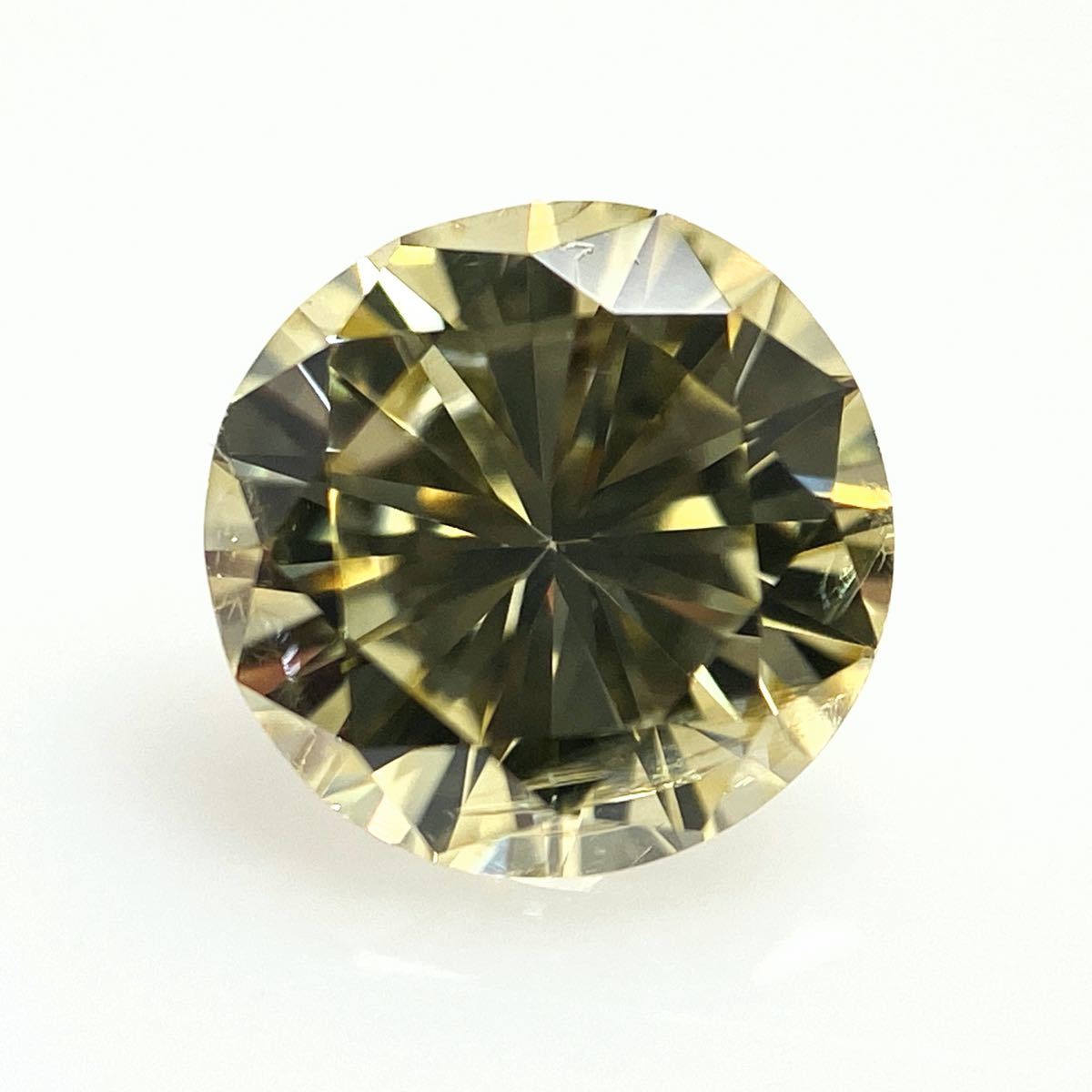 0.387ct FANCY LIGHT YELLOW I1 ラウンド
