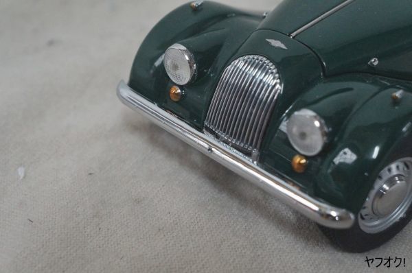  Kyosho Morgan 1/18 миникар с дефектом MORGAN