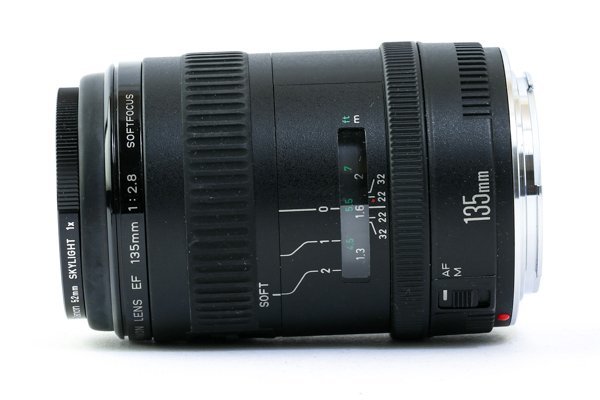 日本最大の キヤノン Canon 単焦点レンズ EF 135mm 1:2.8 SOFTFOCUS ...