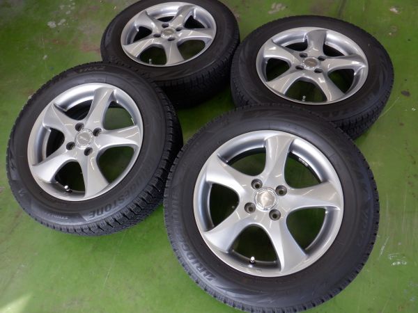 K 送料無料 美品 バリ山 スタッドレス 15 4H100 5.5J+42 ブリヂストン