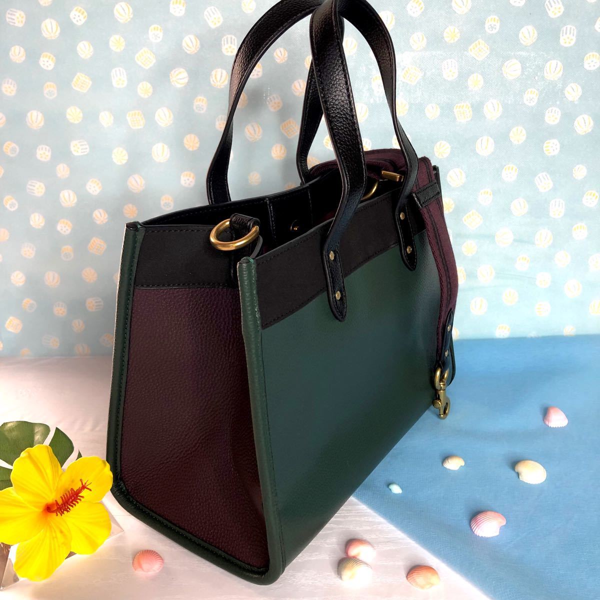 超人気の COACH コーチ フィールド トート バッグ グリーン - トート