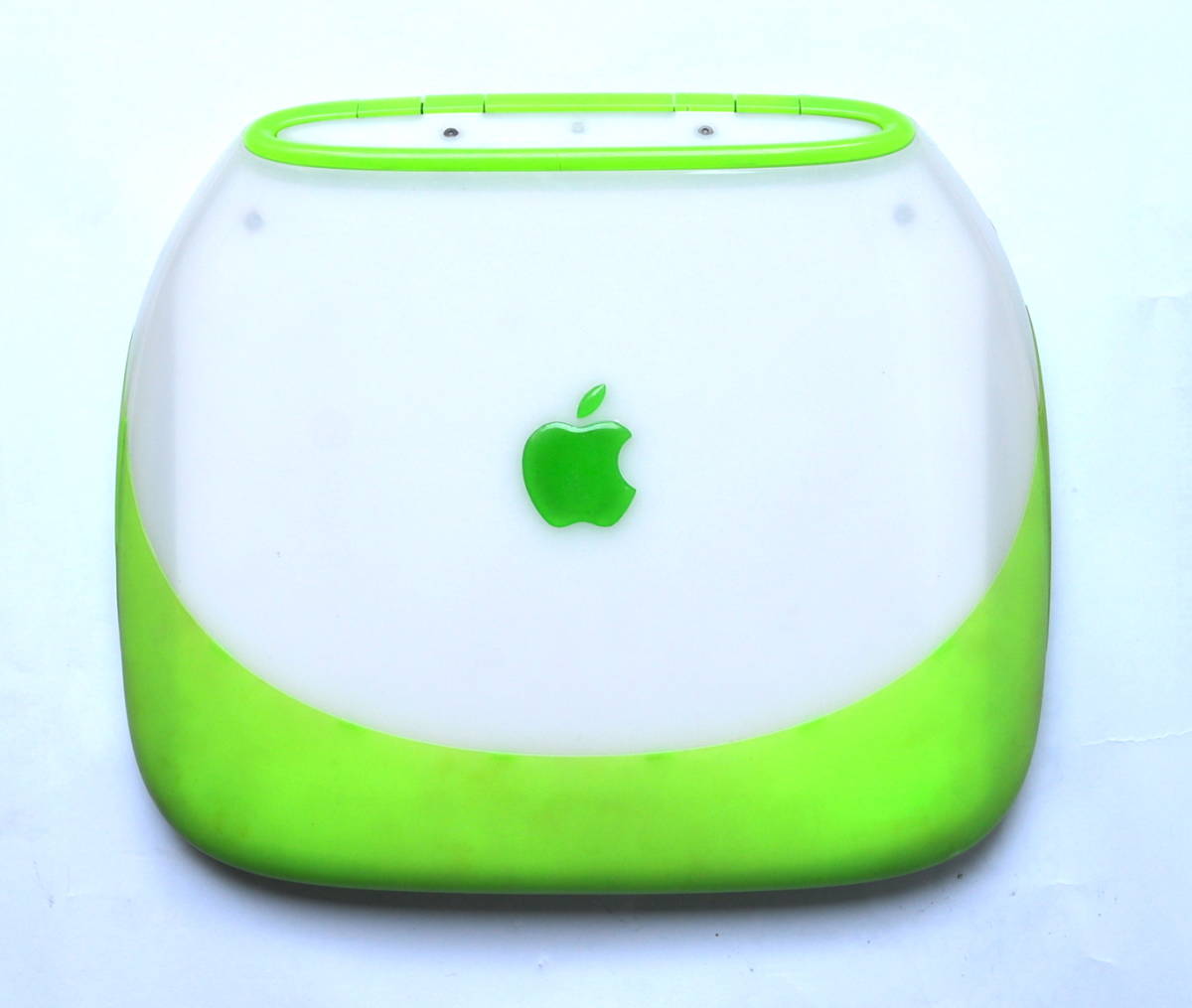 Yahoo!オークション - 超稀少 iBook G3 クラムシェル キーライム Yahoo!オークション - 超稀少 iBook G3 クラムシェル キーライム