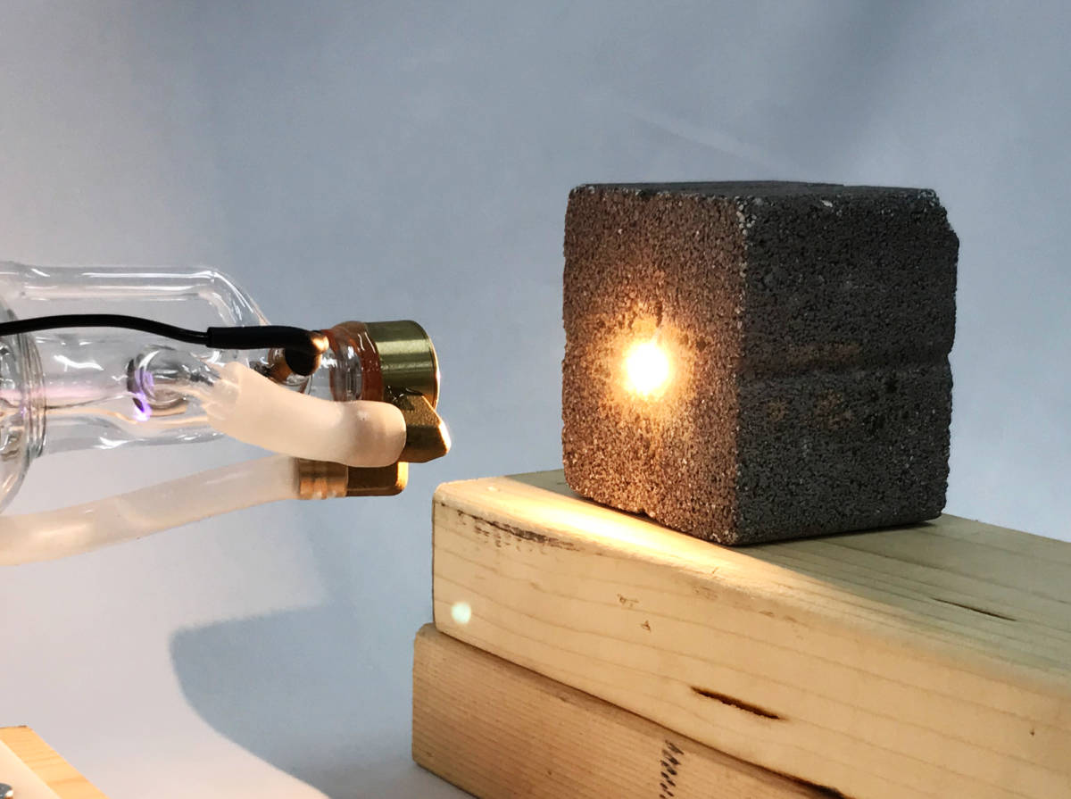 ガラス管レーザー発振器 40W 全数検品国内発送 住まい、インテリア ...
