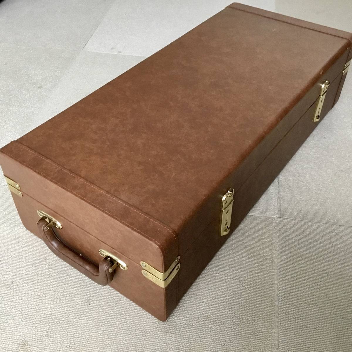 アルトサックス ハードケース メーカー不明 美品|Yahoo!フリマ アルトサックス ハードケース メーカー不明 美品|Yahoo!フリマ