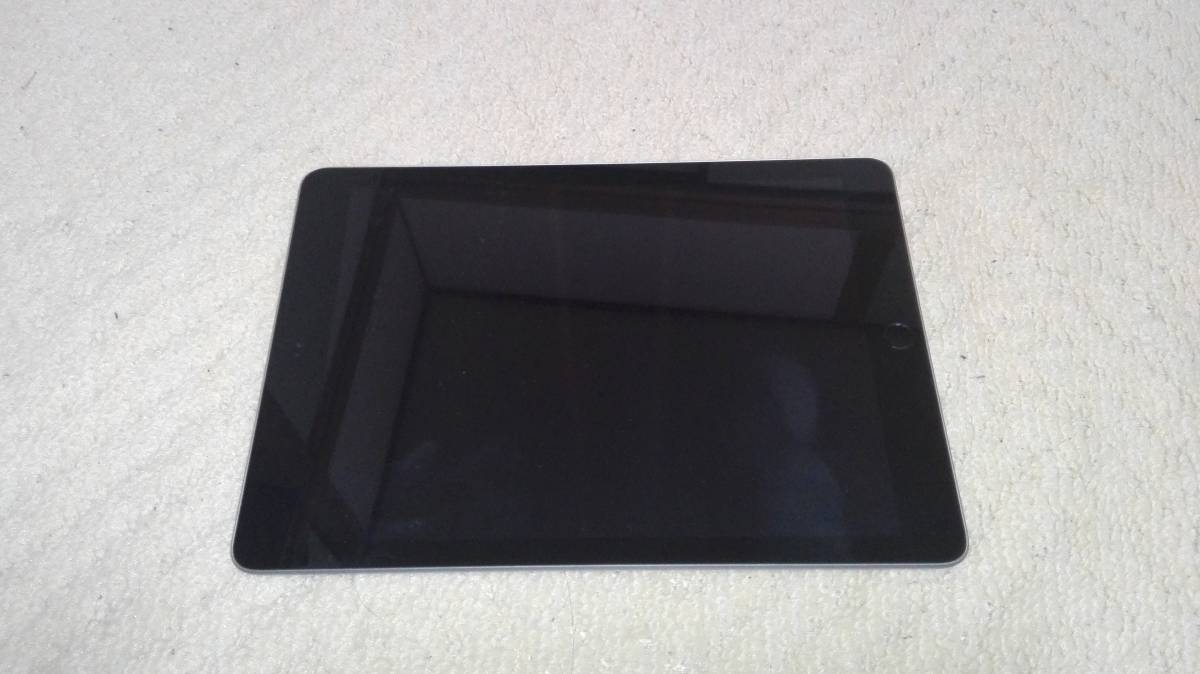 新品同様品 Apple iPad(第9世代) Wi-Fiモデル 64GB スペースグレイ