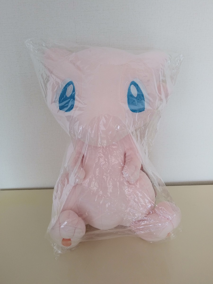 ポケモンセンター 等身大 ミュウ ぬいぐるみ 新品タグ付き ポケモンセンター 等身大 ミュウ ぬいぐるみ 新品タグ付き