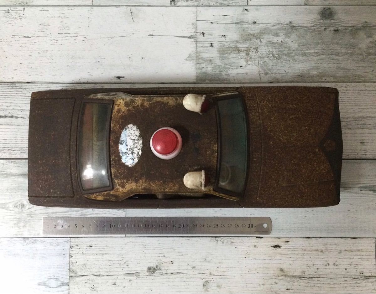 昭和レトロ ブリキ製(イチコー製) パトカー 日産グロリア 当時 昭和レトロ ブリキ製(イチコー製) パトカー 日産グロリア 当時