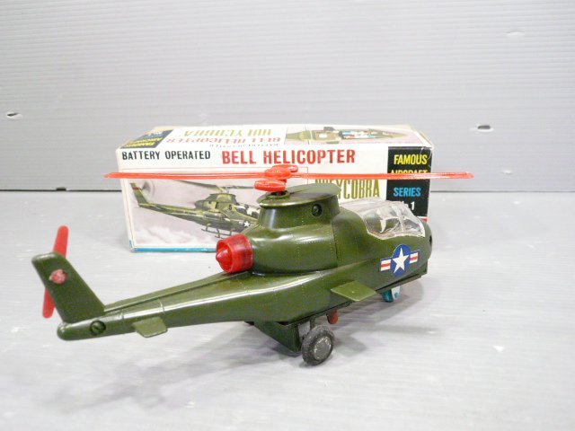 ☆ジャンク♪昭和♪レトロ♪当時物♪野村トーイ BELL HELICOPTER HUEYCOBRA ベル ヘリコプター ヒューイコブラ ビンテージ 管理/632☆_画像2