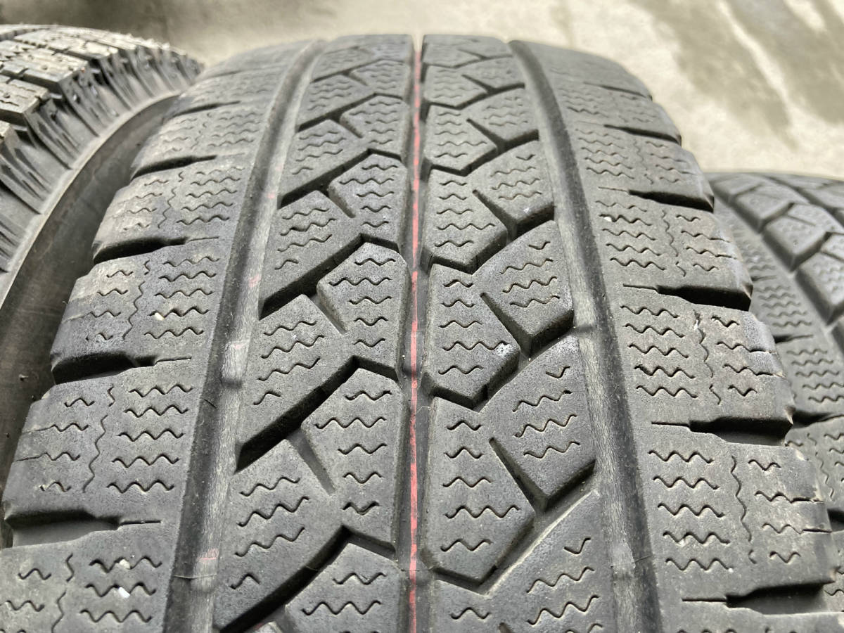 送料無料 BS VL1 195/80R15 107/105L LT 4本 冬タイヤ中古 貨物規格 LTタイヤ ハイエースなどに 引き取り可 札幌 H942F_画像2