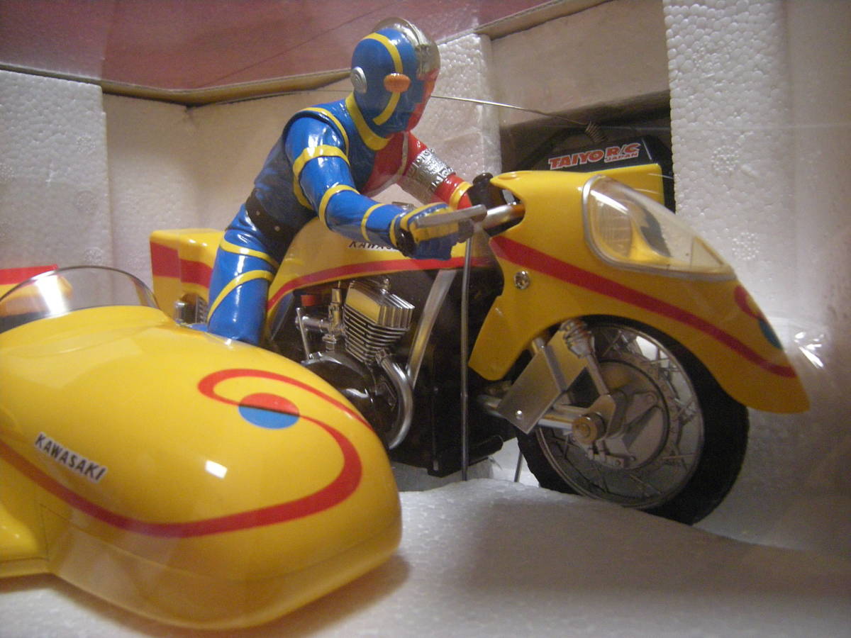 ☆新品・未開封☆ 『人造人間キカイダー R/C サイドマシン』 1/10