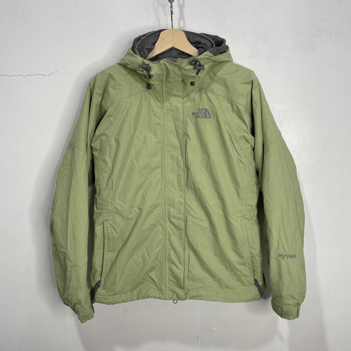 送料無料☆THE NORTH FACE☆HYVENT☆ノースフェイス☆マウンテンパーカ☆ナイロンジャケット☆ライナー付き☆グリーン系☆S☆J22_画像1