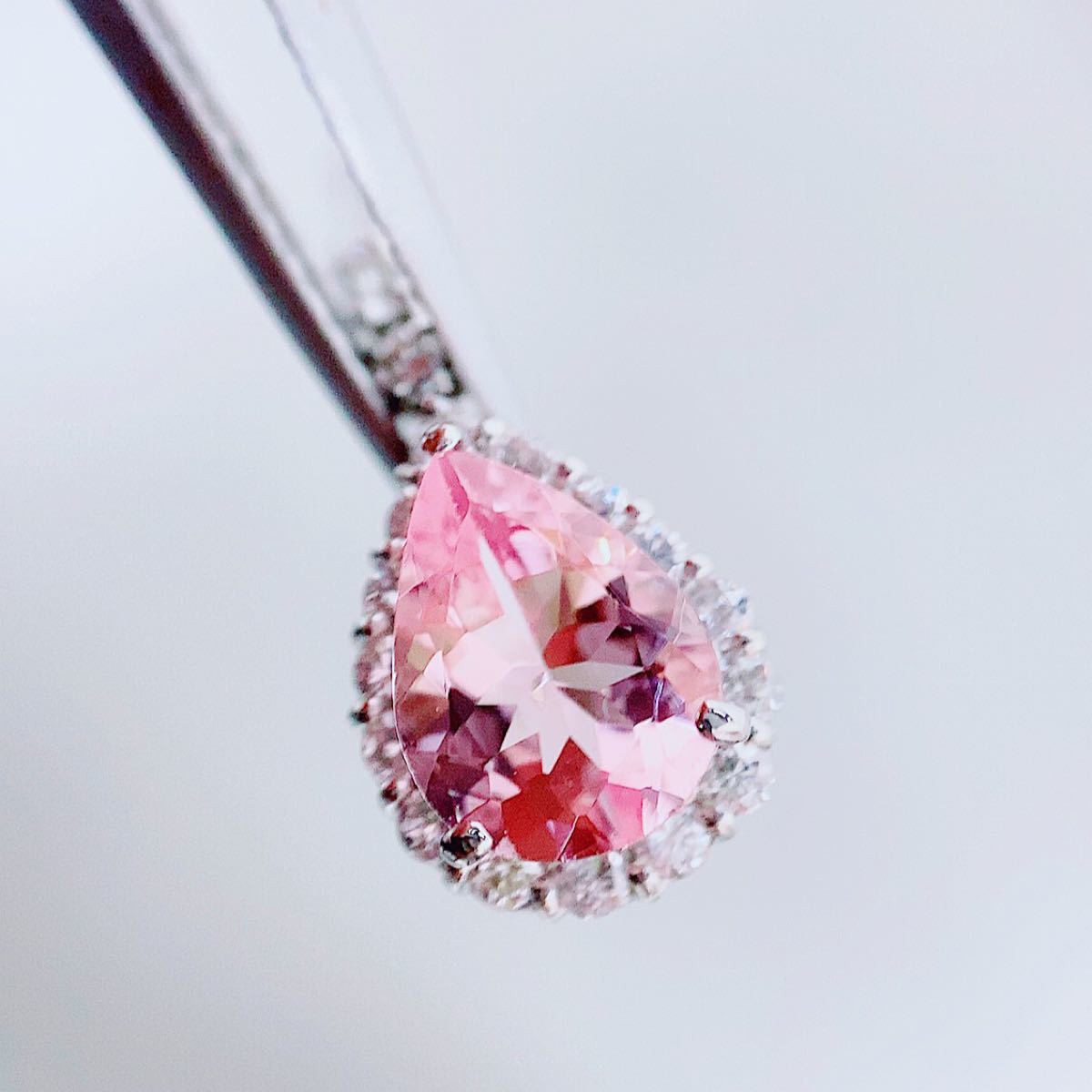 ☆1.6ct☆揺れるモルガナイト0.8ctダイヤモンドプラチナピアス