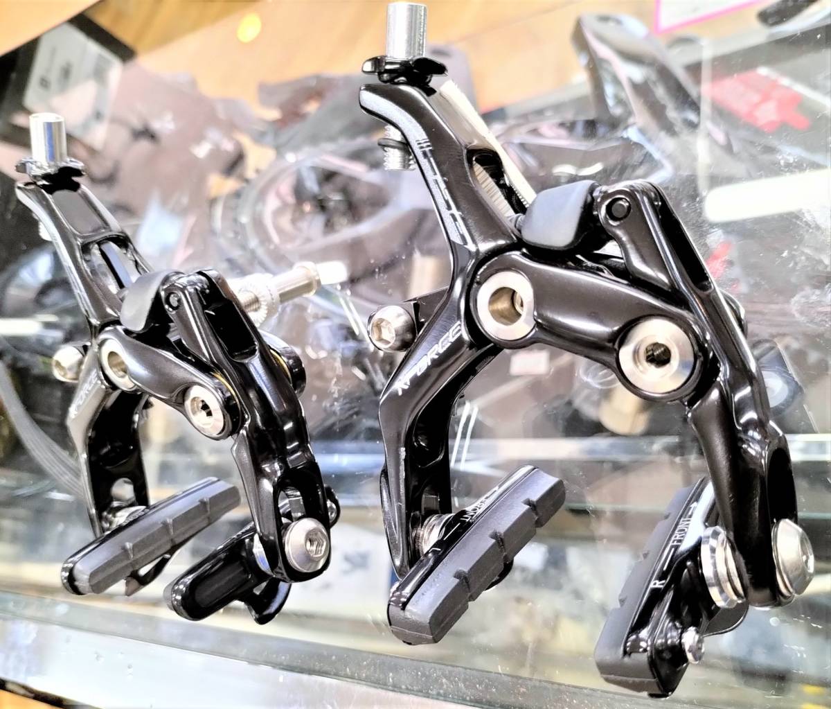 新品 K-FORCE CALIPER(WE ROAD) ブレーキ本体　前後セット