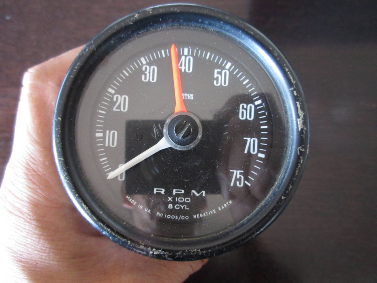 SMITHS 7500RPMreb counter 8CYLnegatib earth for Smith tachometer 