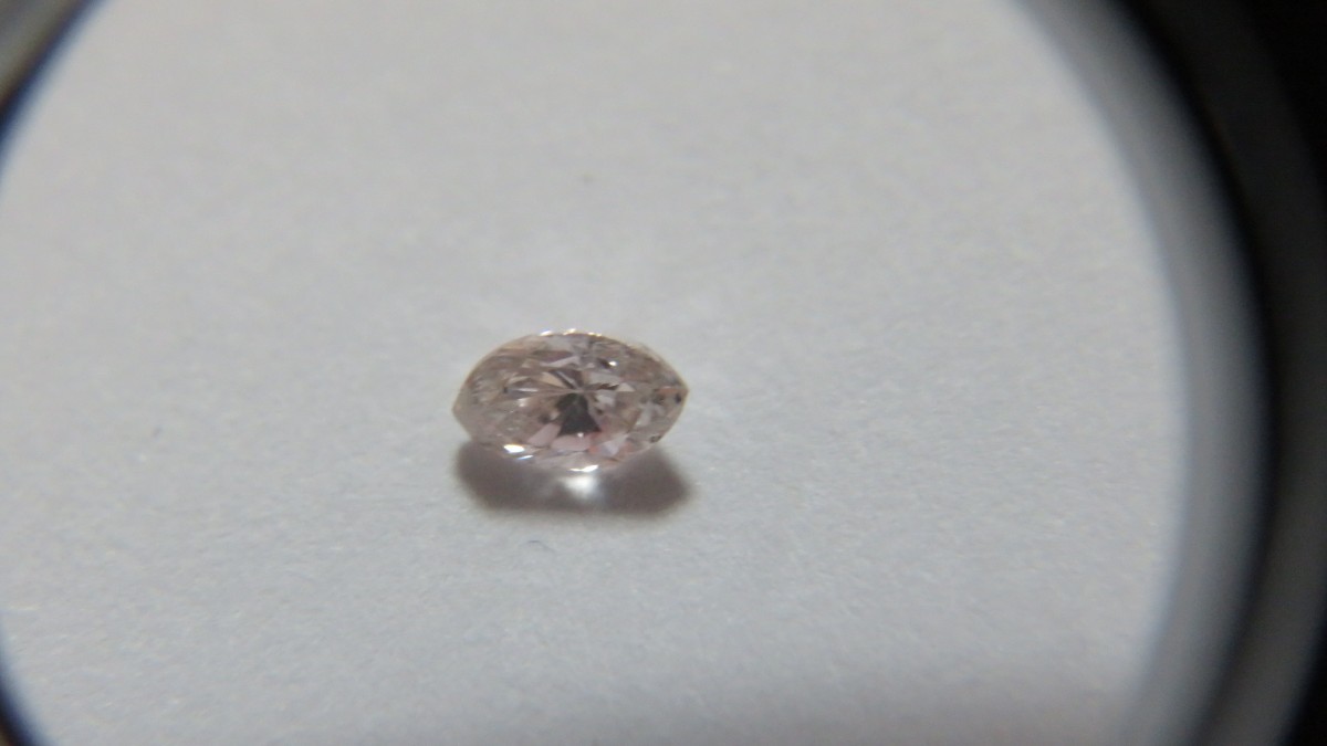 天然ピンクダイヤ ルース0.124ct マーキス VERY LIGHT BROWNISH PINK SI-2 ソ付き 