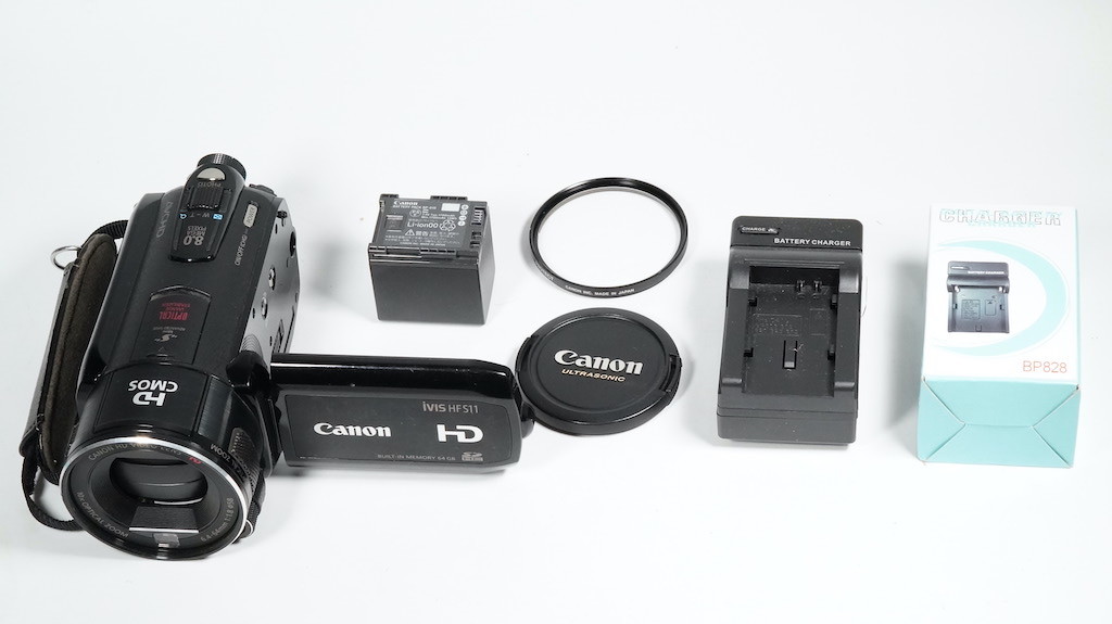 ビデオカメラ Canon iVIS HF S11 - 通販 - assaar.co.uk