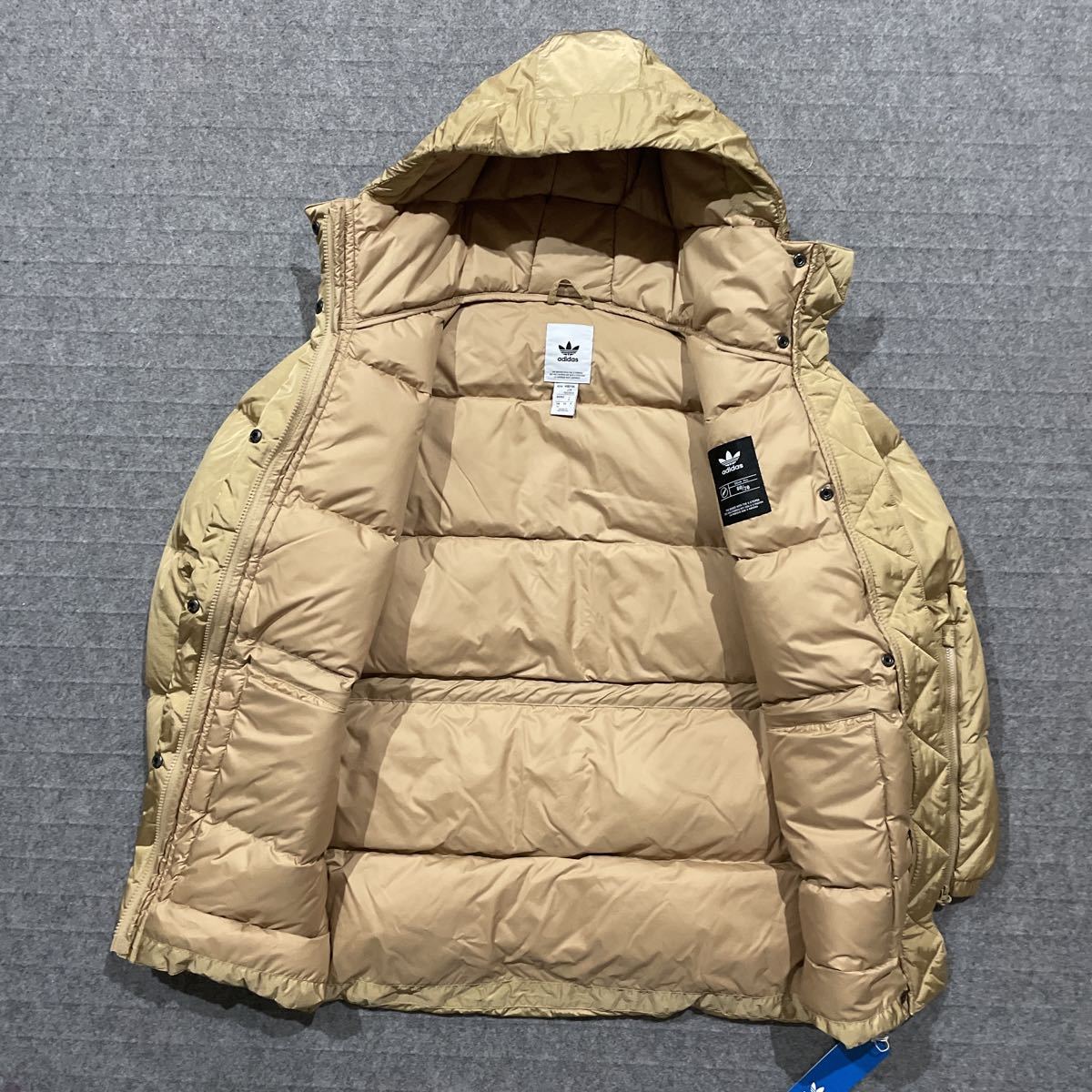 OT(XL)サイズ ★定価26400円★ アディダス オリジナルス ダウンジャケット パファージャケット GU1781 LL 2L