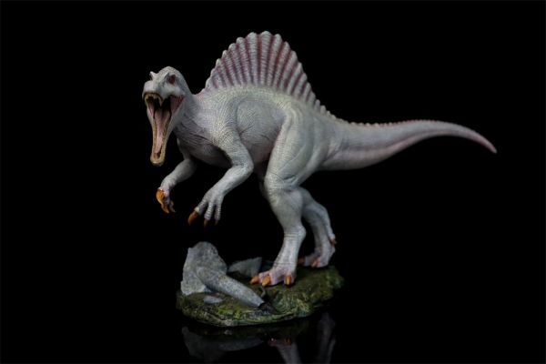 ヤフオク! - Nanmu 本心楠改 スピノサウルス 2.0版 恐竜 リア...