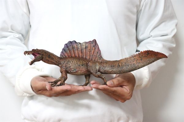 GR × LongGu 1/35 サイズ スピノサウルス 大きい 肉食 恐竜 リアル 科学 フィギュア PVC プラモデル おもちゃ 模型 プレゼント オレンジ_画像1