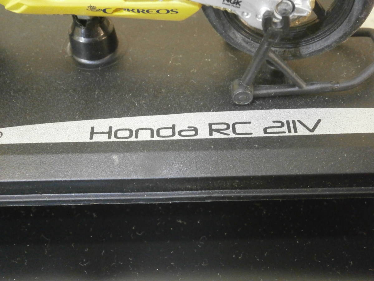 【自宅保管品】SOLIDO　MOTO RACING　HONDA　RC　211V　2003 汎用コレクションケース入り_画像3