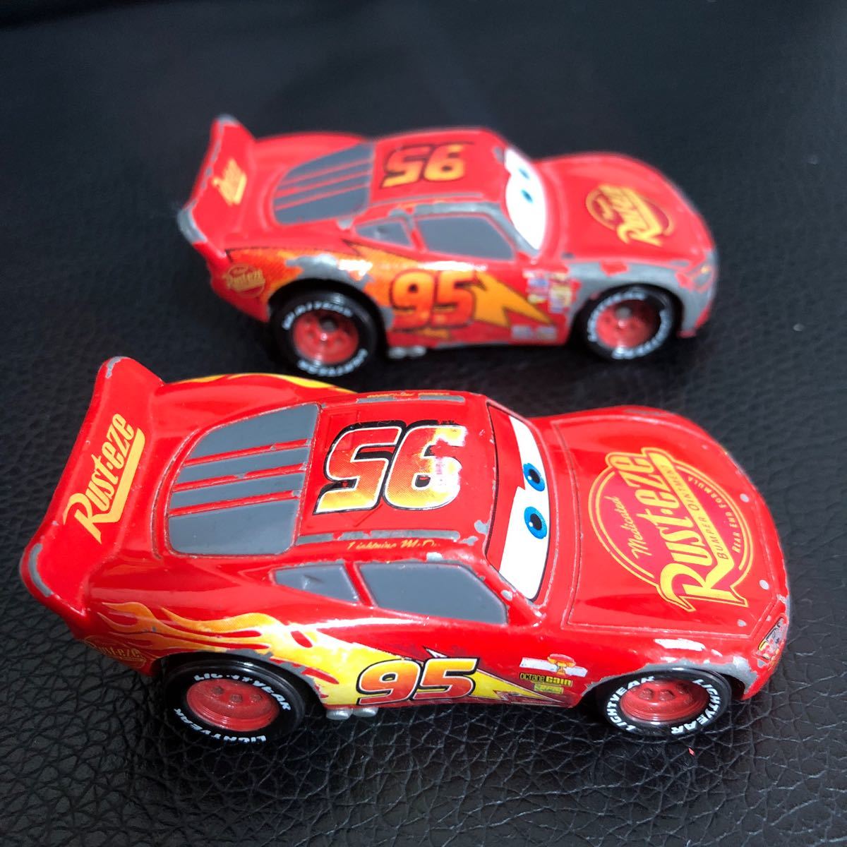 （廃盤・希少）カーズ トミカ ライトニングマックイーン Lightning McQueen カーズ3 スタンダードタイプ