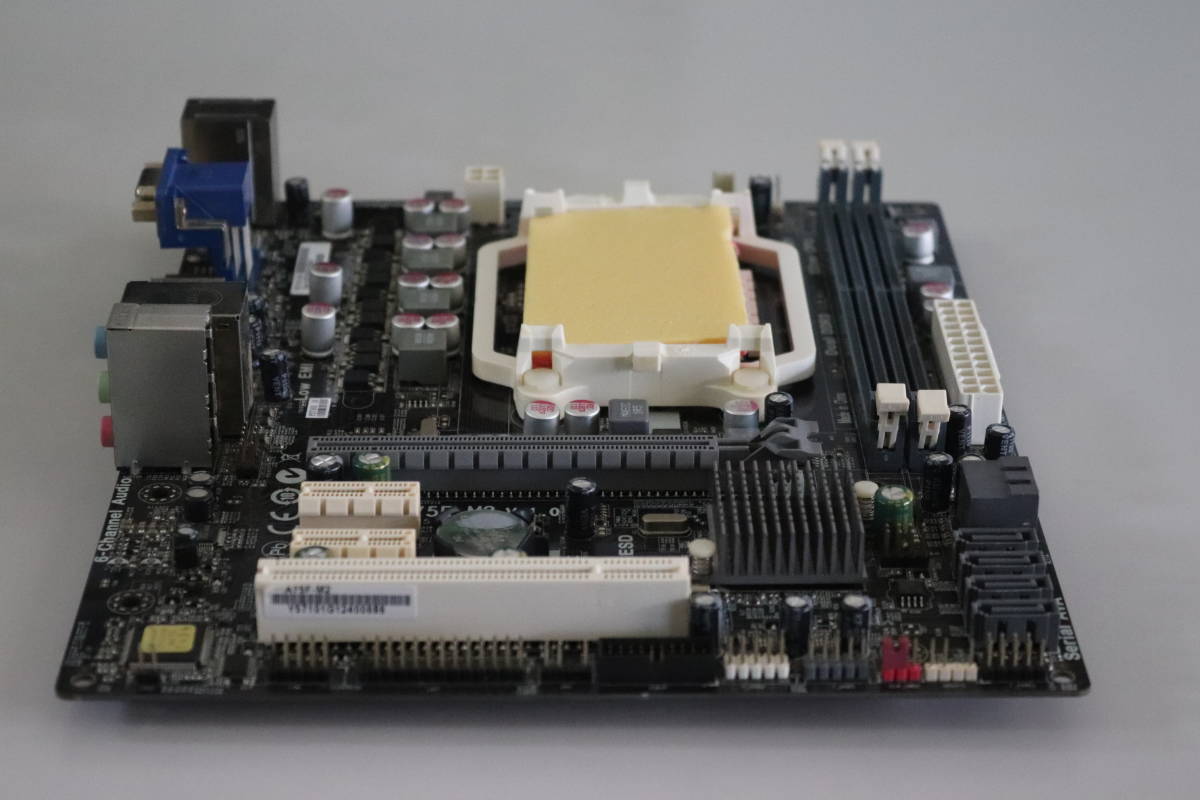 ジャンク　マザーボード　A75F-M2　Socket FM1　AMD　リアパネル付_画像4