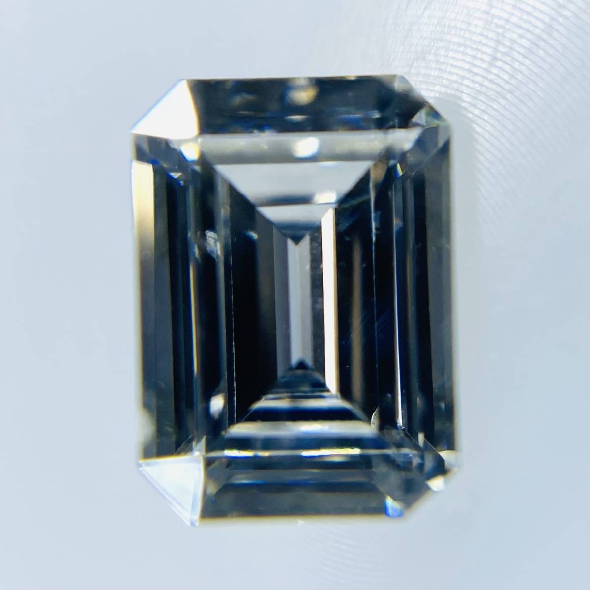 レキュタンギュラーカット!長方形 H VS2 RT1567 0.622ct CGL 裸石