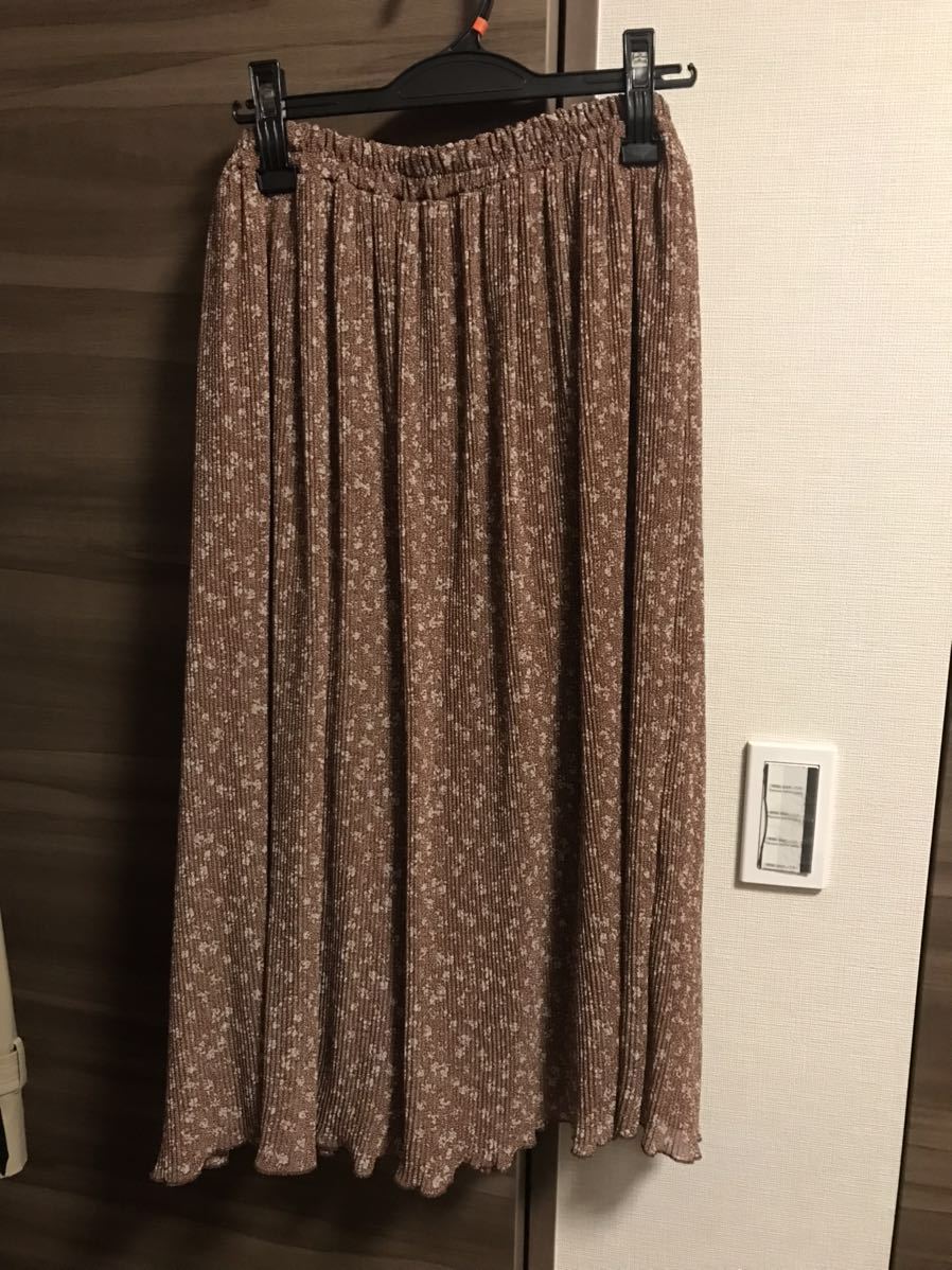  новый товар не использовался с биркой no Anne n5L размер удобно длинная юбка талия резина большой свободно плиссировать красивый стоимость доставки 370 иен быстрое решение есть 