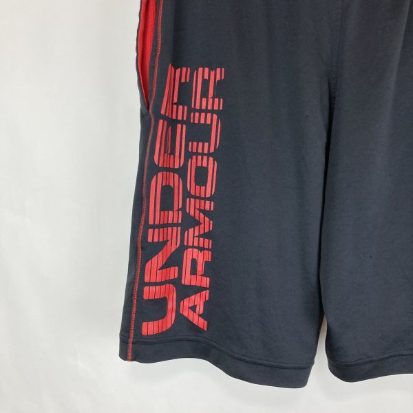 UNDER ARMOUR アンダーアーマー メンズ ハーフパンツ ズボン ブラック レッド SMサイズ 機能素材 スポーツ トレーニング ランニング ウェア