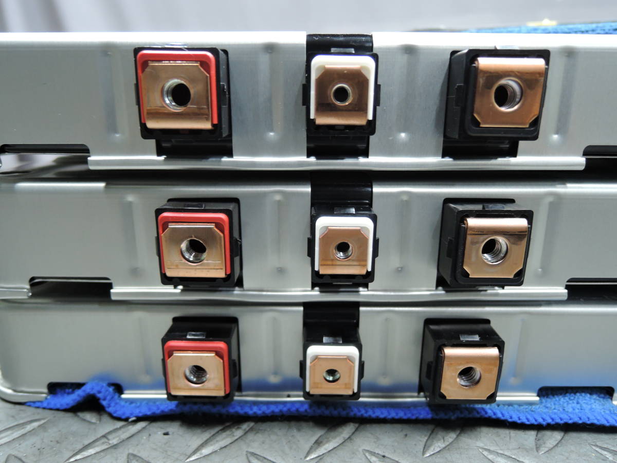【即決/即日発送】 ZE0 リーフ リチウムイオンバッテリー 6枚セット +端子（赤） 右/3枚 左/3枚 ポータブル電源 蓄電池 キャンピングカー_画像2