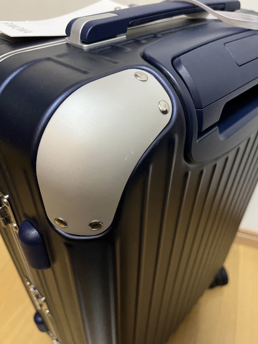 未使用 リモワ RIMOWA ハイブリッド キャビンS 32L マットブルー 未使用 リモワ RIMOWA ハイブリッド キャビンS 32L マットブルー