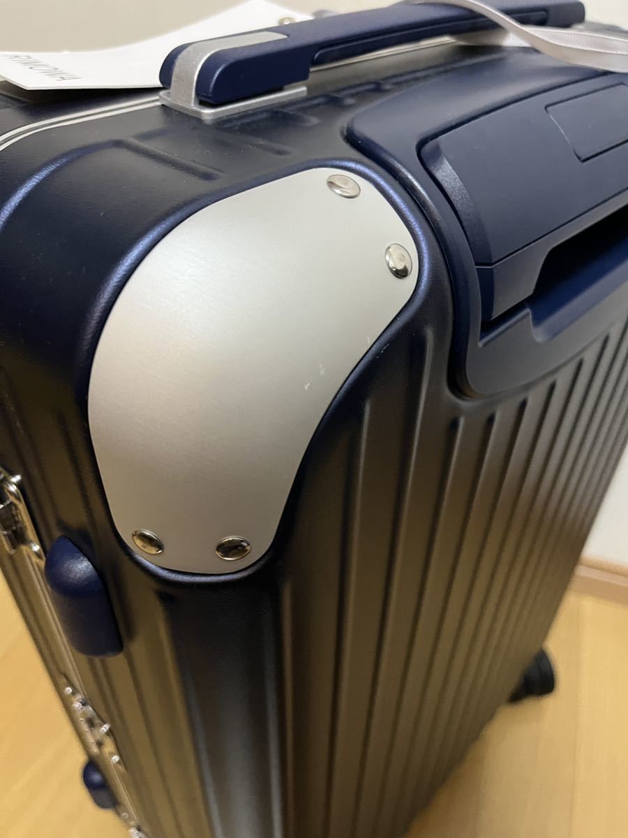 未使用 リモワ RIMOWA ハイブリッド キャビンS 32L マットブルー