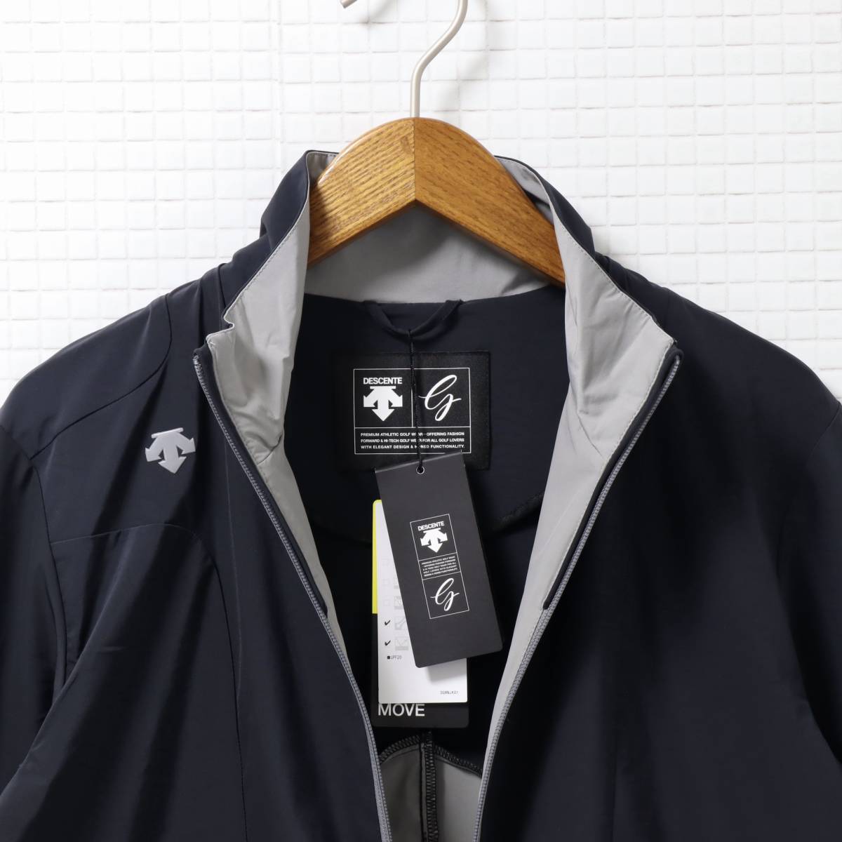 M】定価24 200円 デサント ゴルフ 撥水 stretch ウインドジャケット黒