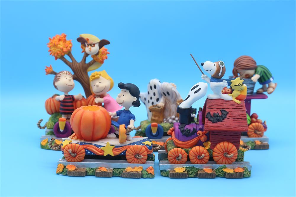 Danbury Mint Peanuts Pumpkin Patch Express Train/ Snoopy Halloween / Peanuts тыква /170714531