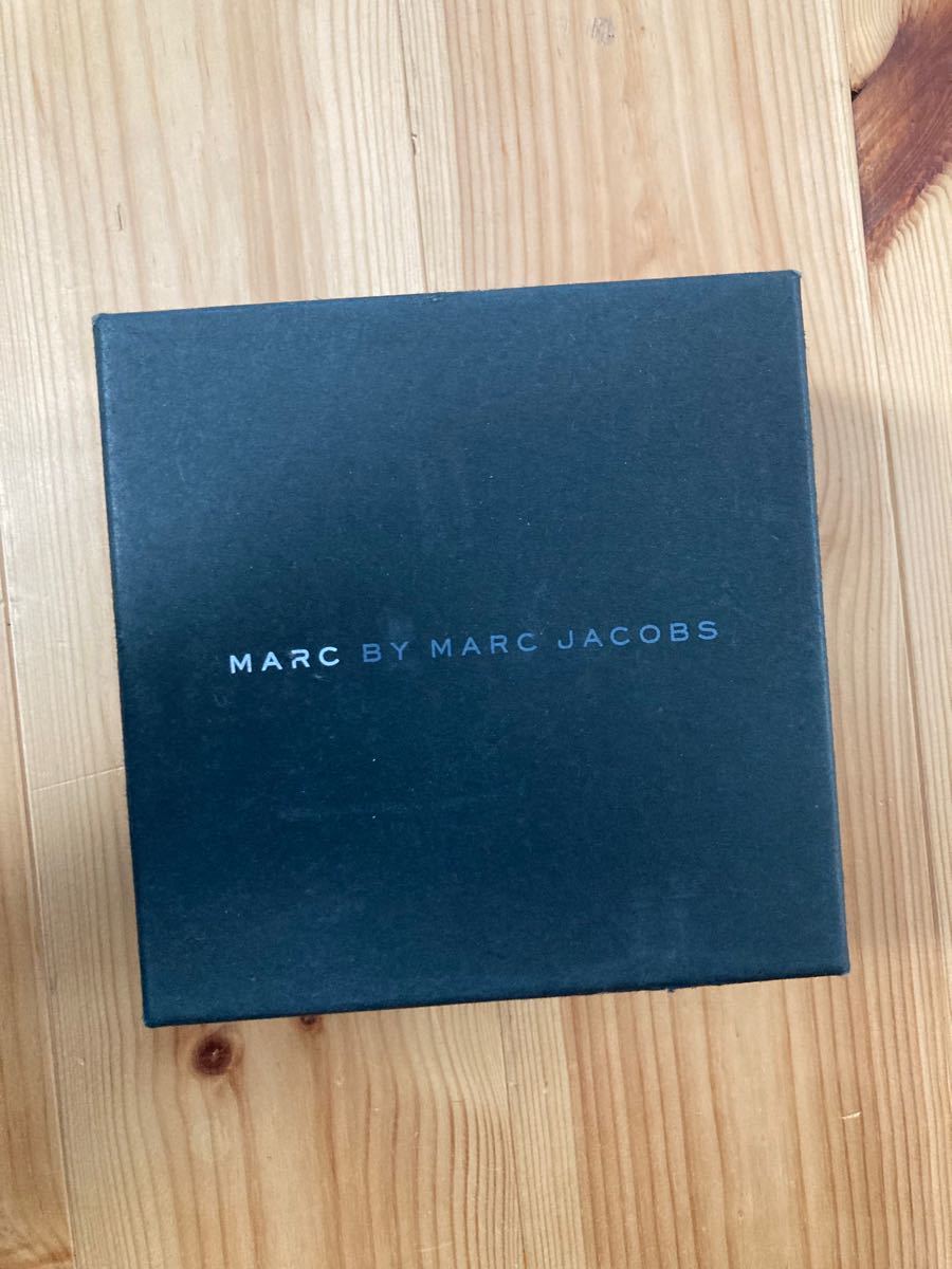 Marc By Marc Jacobs 腕時計 MBM8590 マークバイマークジェイコブス クロノグラフ クオーツ 限定モデル