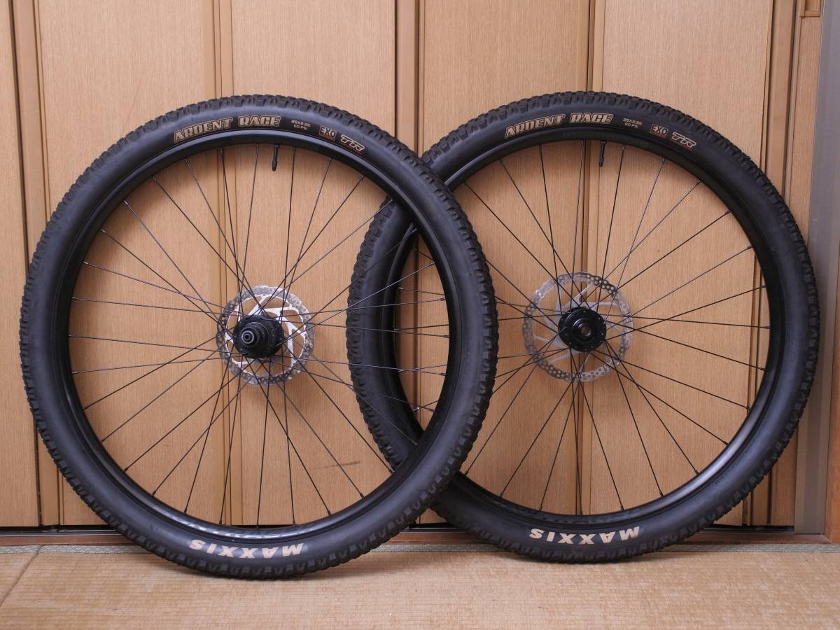 数量限定】 FOX 完成車外し未使用 ブースト110×15 100mm 29インチ