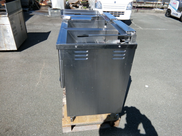 マルゼン 電気 18L×2槽 フライヤー 福岡県大川市 マルゼン 電気 18L×2槽 フライヤー 福岡県大川市