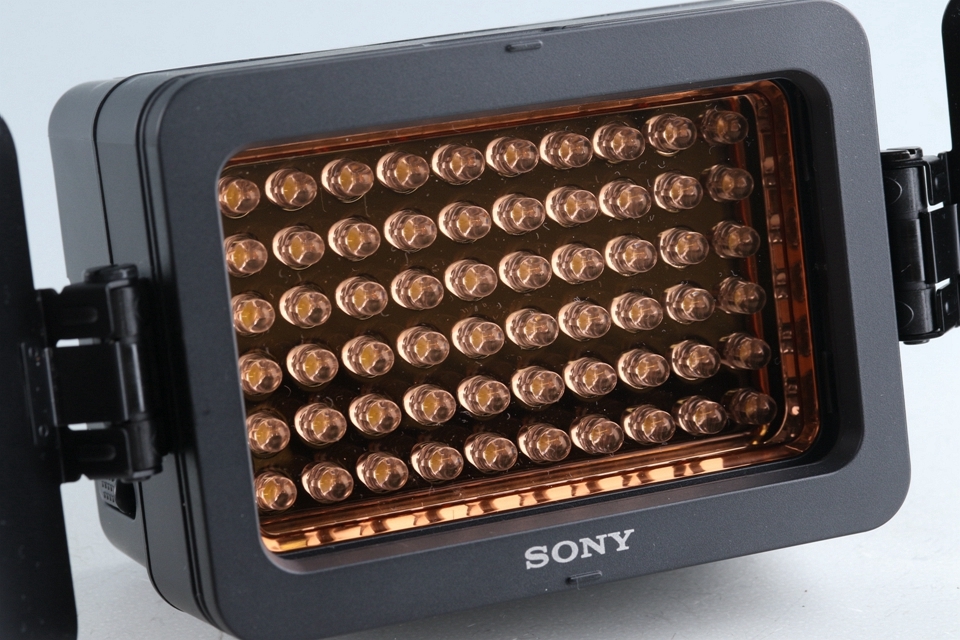 人気絶頂 Sony HVL-LE1 Battery Video Light #43521M2 その他